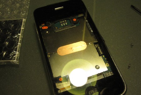 iPhone 3G without a display